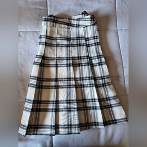 plaid skirt